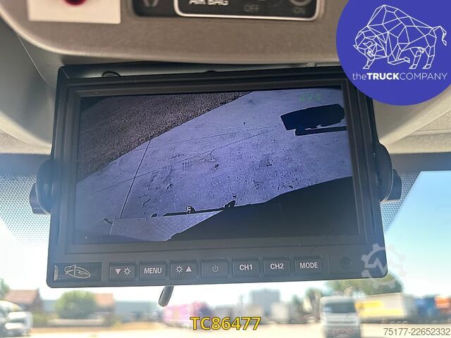 Plataforma elevadora Renault Master 145.35 klubb