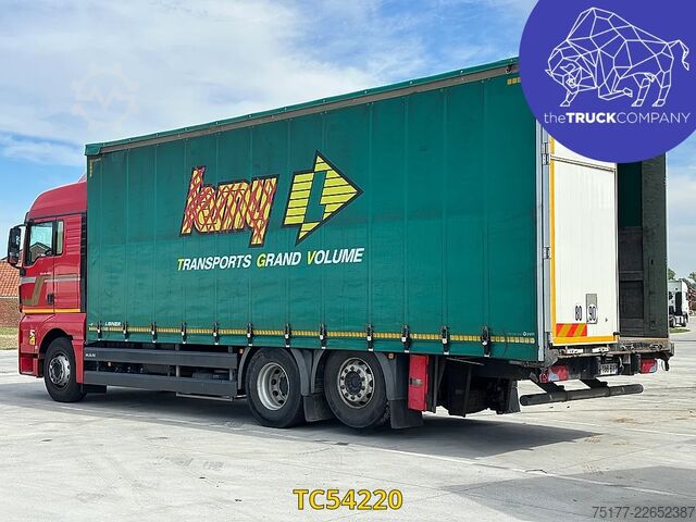 Bâche coulissante MAN TGX 26.460