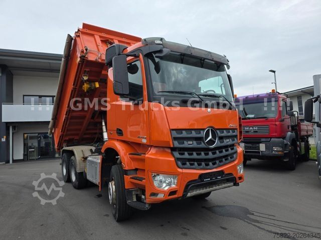 شاحنة قلابة ثلاثية الجوانب MERCEDES-BENZ Arocs 2645 / 6X4 / Manual / Retarder / BORDMATIK