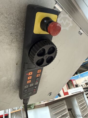 Centro de mecanizado universal MATEC 30 HV