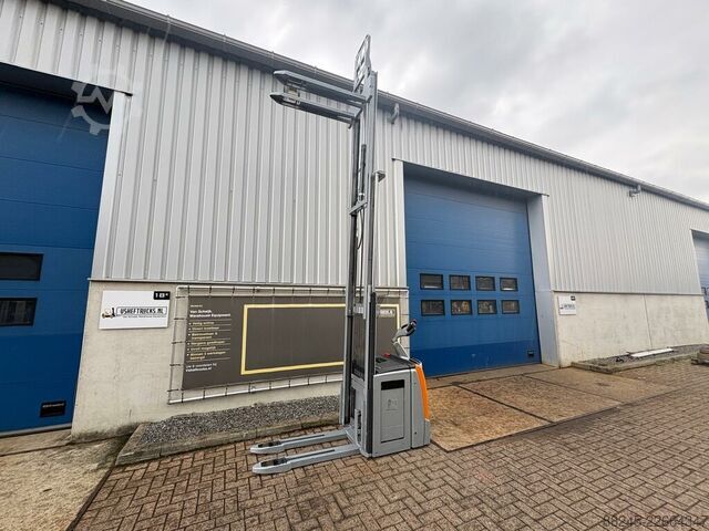 VS-23044 Electric triplex double stacker Still STILL EXV SF 14D