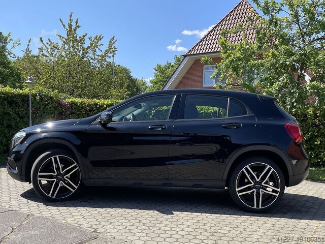 GLA 200 D 4-MATIC cu încălzire staționară Mercedes GLA 200 D 4-MATIC