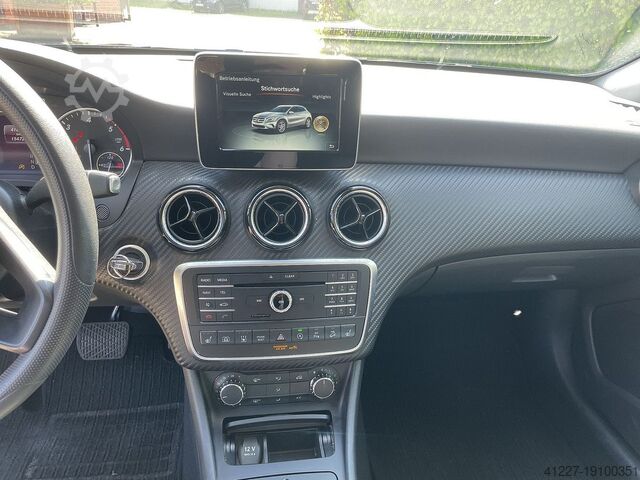 GLA 200 D 4-MATIC con calefacción estacionaria Mercedes GLA 200 D 4-MATIC