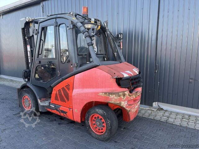 Chariot élévateur à fourche diesel Linde H50D-02