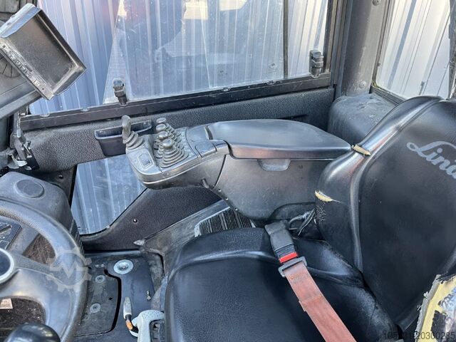 Chariot élévateur à fourche diesel Linde H50D-02