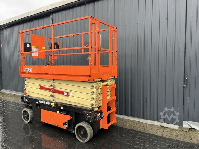 Zvedací plošina JLG 4045R