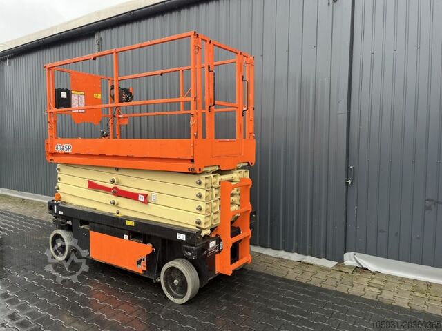Nožnicový zdvih JLG 4045R