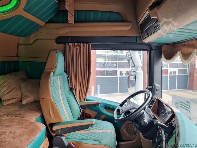 Standard-SZM Scania R530 V8 NGS Highline 6x2 - Show truck - BUFFL i...