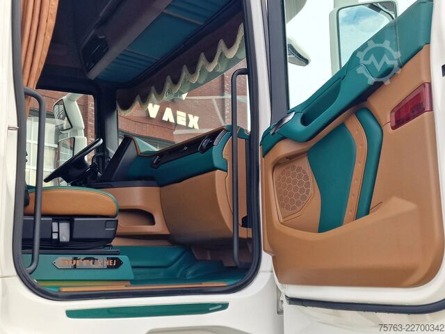 Standard-SZM Scania R530 V8 NGS Highline 6x2 - Show truck - BUFFL i...