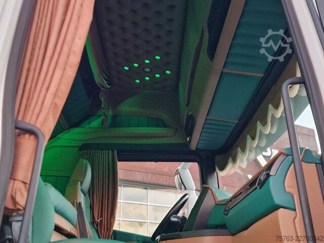 Standard-SZM Scania R530 V8 NGS Highline 6x2 - Show truck - BUFFL i...