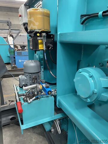 Mezcladora de hormigón, mezcladora de doble eje Constmach Twin shaft mixer (concrete mixer)