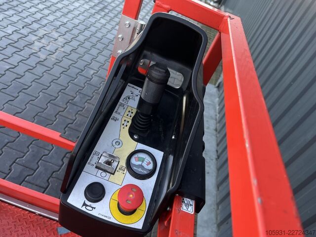 Plattform med teleskopisk mast Skyjack SJ12