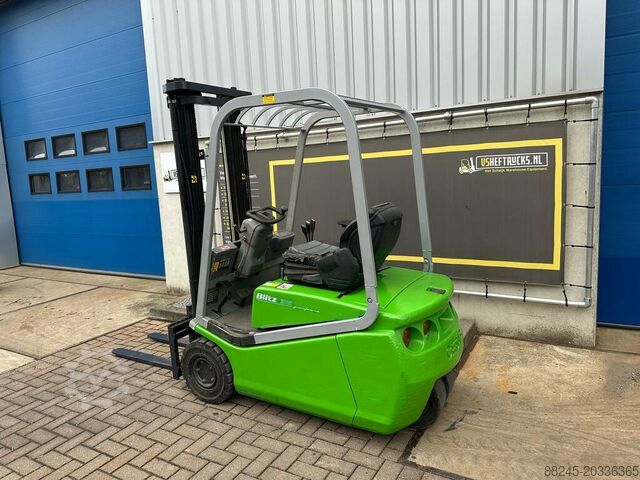 Carrello elevatore elettrico triplex Cesab VS-22430, altezza di sollevamento 4500mm, traslatore late CESAB blitz 315