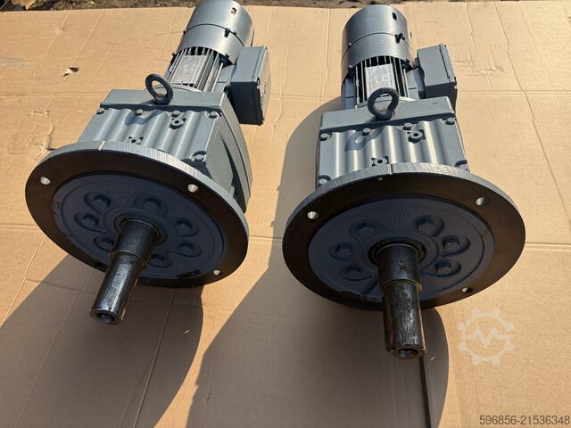 SEW EURODRIVE RF77 DT80N4 BMG/HF/ES1S motoreduktor 0,75kW Motoreduktor SEW EURODRIVE RF77 DT80N4 BMG/HF/ES1S 0,75kW Motoreduktor SEW EURODRIVE RF77 DT80N4 BMG/HF/ES1S 0,75kW