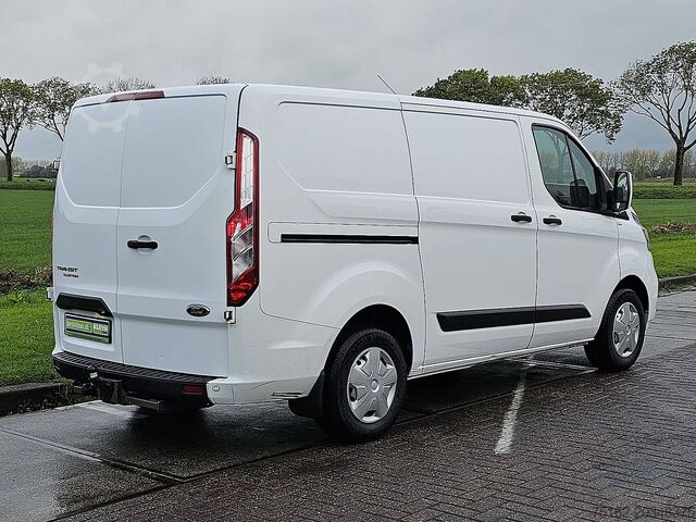 High-roof van FORD TRANSIT CUSTOM 2.0 L1H1 Navi Trekhaak!