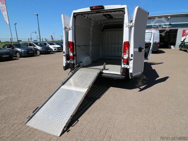 Fourgon Fiat Ducato 30 MJet L2H2 KAMERA+TEMPOMAT+270°TÜR+AHK