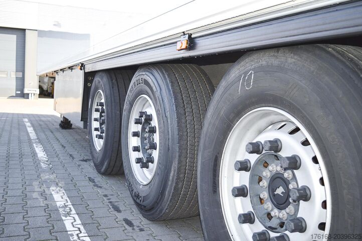 Külmutusauto poolhaagis SCHMITZ CARGOBULL SKO FP 60 ThermoKing SLXi 300