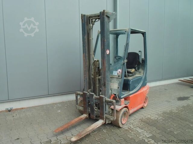 Stivuitor electric cu 4 roți LINDE E 20 P