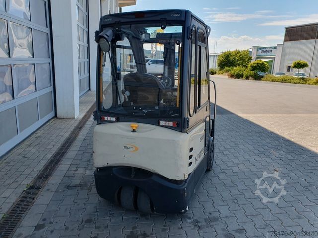 Prednji viljuškar CROWN SCT6020-1.3 / Triplex 4,3m / 2.658h / 2020