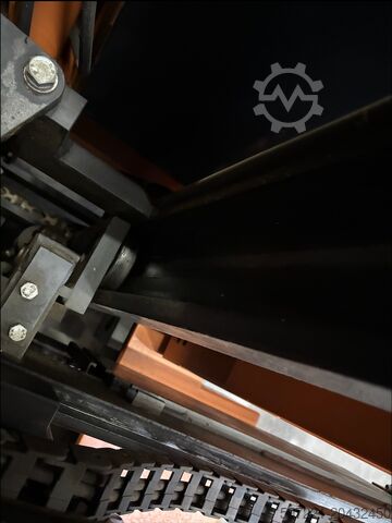 Carrelli elevatori a quattro vie Baka EFY 30/13/52AMS