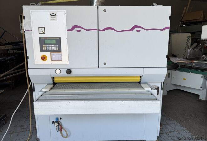 Lixadeira de cinta larga Bütfering Classic 111 C