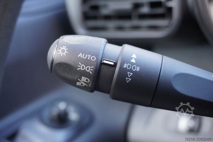 Carrinha de tejadilho alto Toyota PROACE CITY 1.5 D-4D EURO 6 - Airco - Cruise - ...