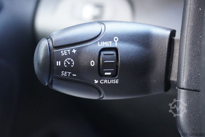 Carrinha de tejadilho alto Toyota PROACE CITY 1.5 D-4D EURO 6 - Airco - Cruise - ...