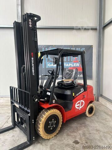 Carrello elevatore elettrico a 4 ruote EP EFL353 P