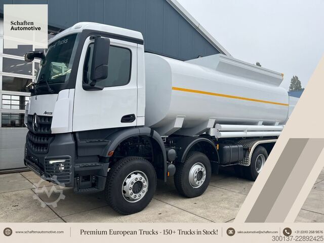 Tovornjak s cisterno Mercedes-Benz Arocs 4140 8x4 | Fuel Tank | Stock
