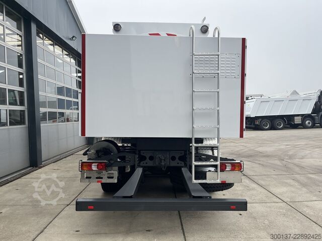 Tovornjak s cisterno Mercedes-Benz Arocs 4140 8x4 | Fuel Tank | Stock