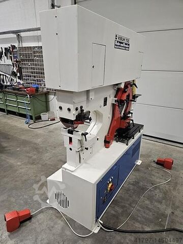 Cizalla de acero para perfiles Mubea KBLH 700