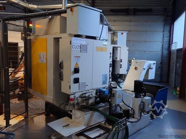 Centro de maquinação vertical FANUC ROBODRILL α-D21MiB5