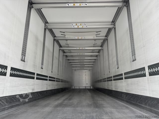 Gjysmë rimorkio frigoriferike Schmitz Cargobull SKO 24/L-14.7 FP 45 V7 Pharma Lang LKW Vector HE19