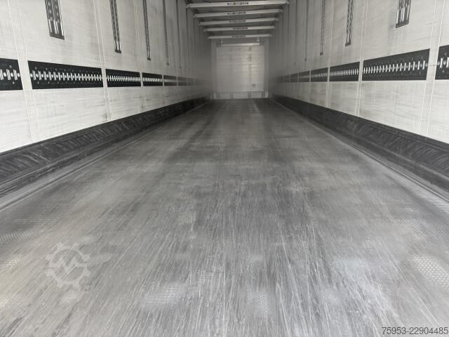 Gjysmë rimorkio frigoriferike Schmitz Cargobull SKO 24/L-14.7 FP 45 V7 Pharma Lang LKW Vector HE19