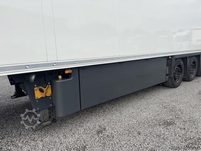 Gjysmë rimorkio frigoriferike Schmitz Cargobull SKO 24/L-14.7 FP 45 V7 Pharma Lang LKW Vector HE19