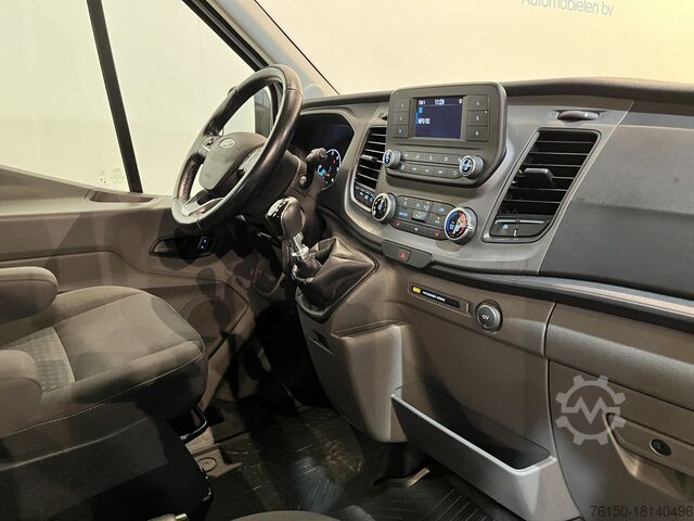 Bestelwagen dubbele cabine Ford Transit 350 2.0 TDCI L3H2 Trend 130 PK DC Dubbe...