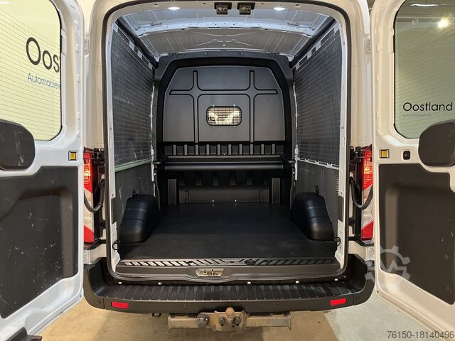 Bestelwagen dubbele cabine Ford Transit 350 2.0 TDCI L3H2 Trend 130 PK DC Dubbe...