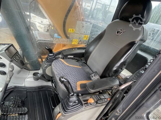 Crawler excavator CASE CX 300 D       2017