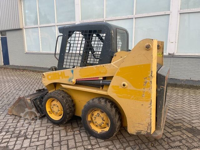 Wheel loader Gehl 3840 E     2015