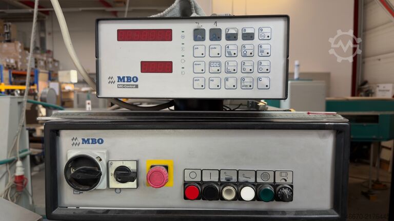 ভাঁজ করার মেশিন MBO K 530/6 SKTL