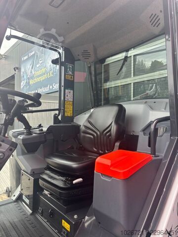 Încărcător pe roți BOBCAT L 85  Radlader  -  Klima   Breitreifen - EDITION