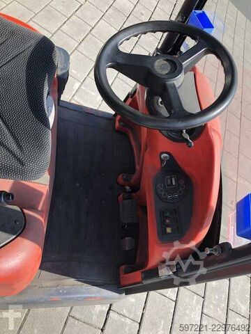 拖曳牵引车 Linde P60Z