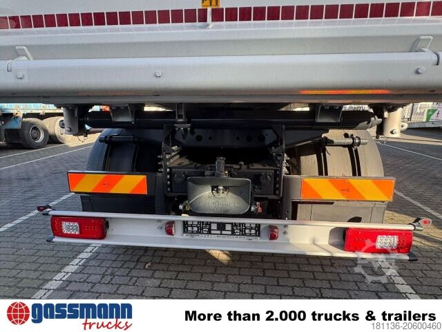 Kiper kamion Iveco X-Way AD300X46Z 6x4 mit Kran Atlas AK 206.4E-A2,