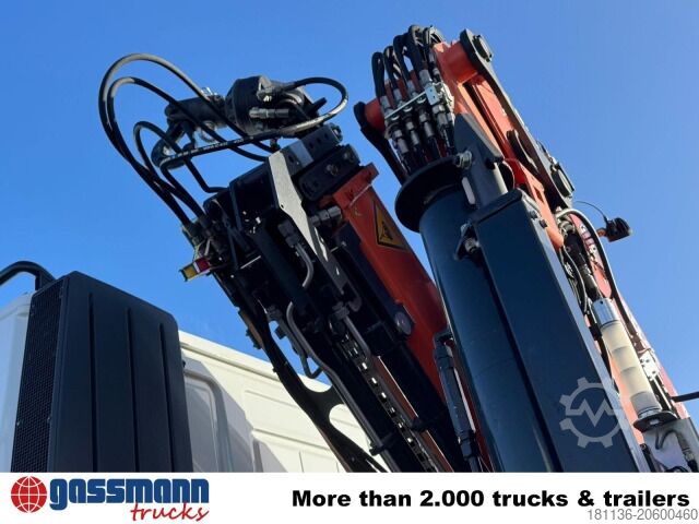 Kiper kamion Iveco X-Way AD300X46Z 6x4 mit Kran Atlas AK 206.4E-A2,