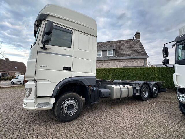 แชสซีพร้อมห้องโดยสารคนขับ DAF XF 480 XF480.26 FAN. EURO6. 2021. Meesturende ...