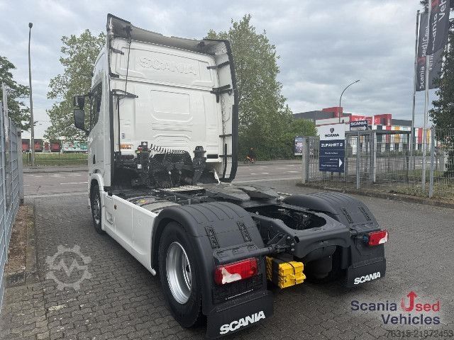 Tractor estándar Scania R 460 NA - SUPER - HIGHLINE - 2x TANKs - ACC