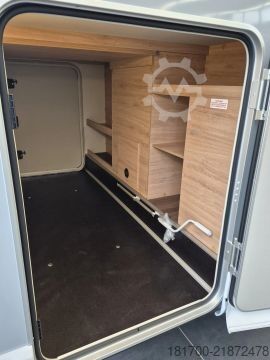 Poluintegrirani kamper Knaus L!VE WAVE 650 MEG Black Selection *TraumMobil*Automatik*Schwarz*