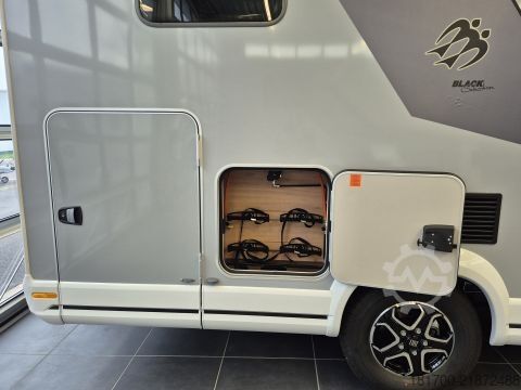 Poluintegrirani kamper Knaus L!VE WAVE 650 MEG Black Selection *TraumMobil*Automatik*Schwarz*