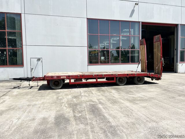 Lavtloader trailer t3 3 Achs Tiefladeranhänger mit gerader Ladefläche