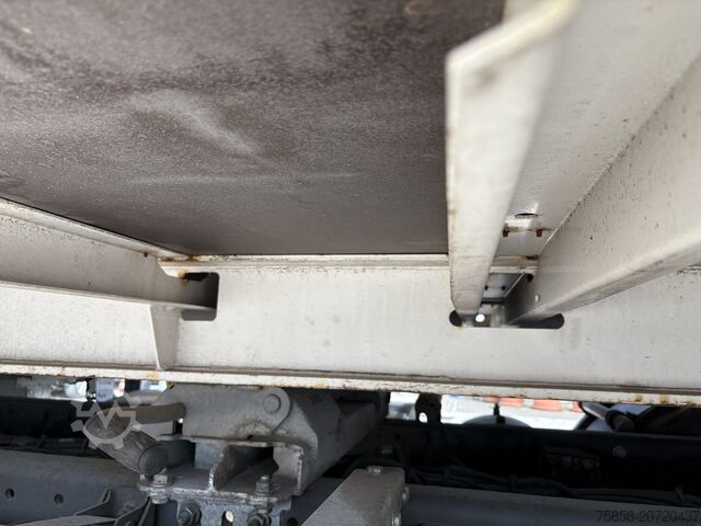 Swap body with flatbed Krone Plattform 7,82m Multilockaußenrahmen